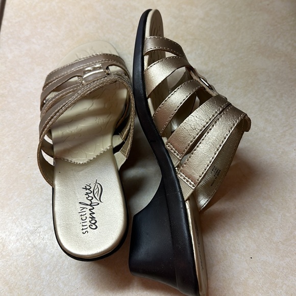 Strictly Comfort - Strapless Sandal with 2 Inch Heel - Picture 3 of 4